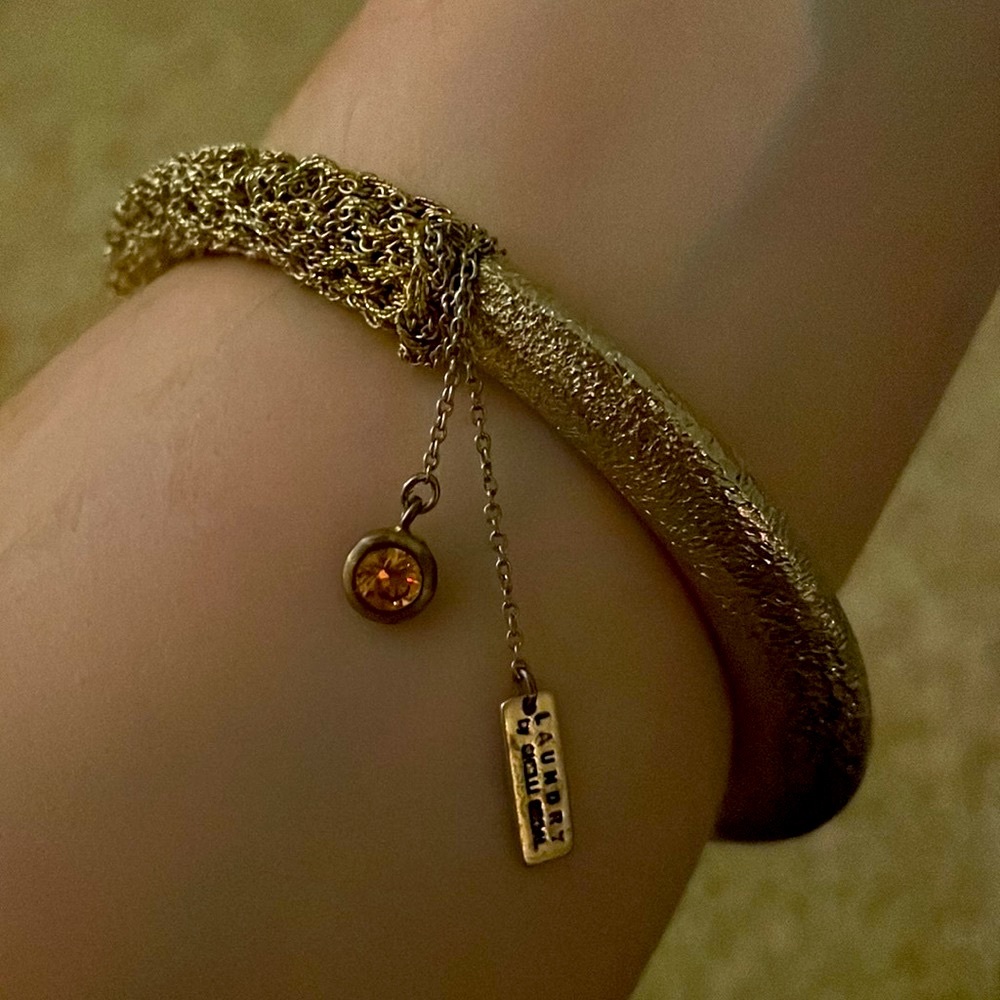 Bangle - Picture 2 of 5